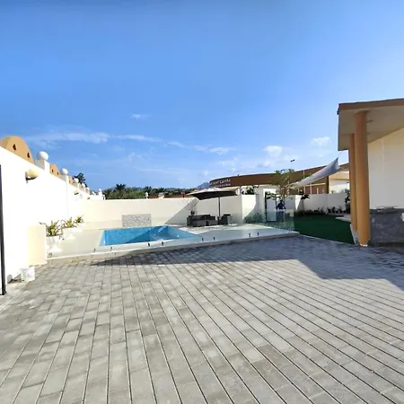 Ebreez Lounge Villa Suwayfah Exterior photo